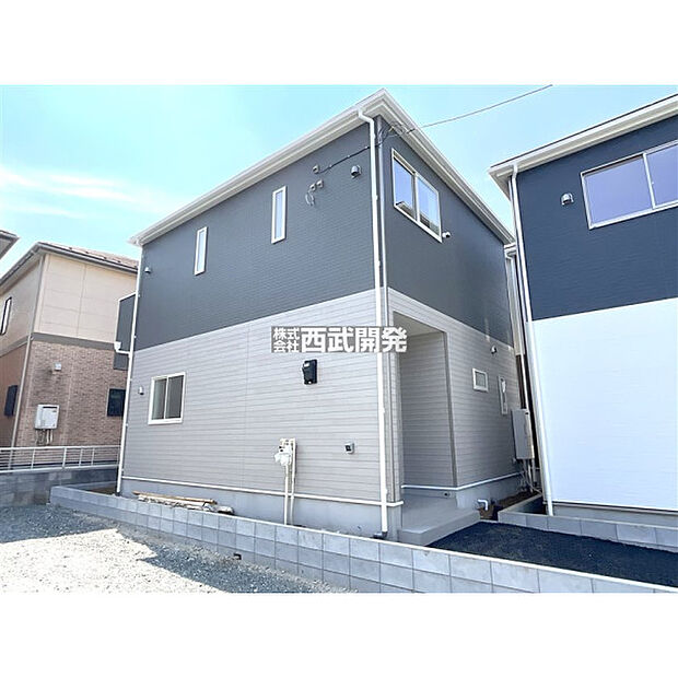 【現地全景】建物完成につき、実際のお部屋をごゆっくりご見学いただけます。ご都合はいかがでしょうか？