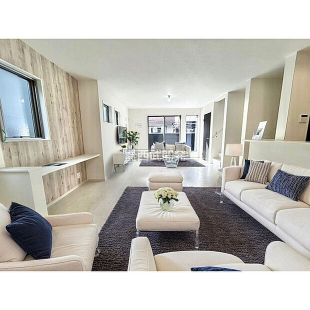 配置してある家具や小物はCGによるイメージです。