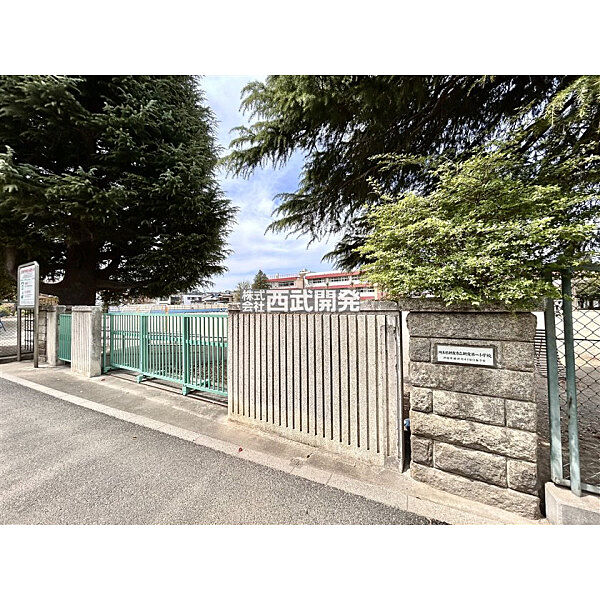 朝霞市立第一小学校