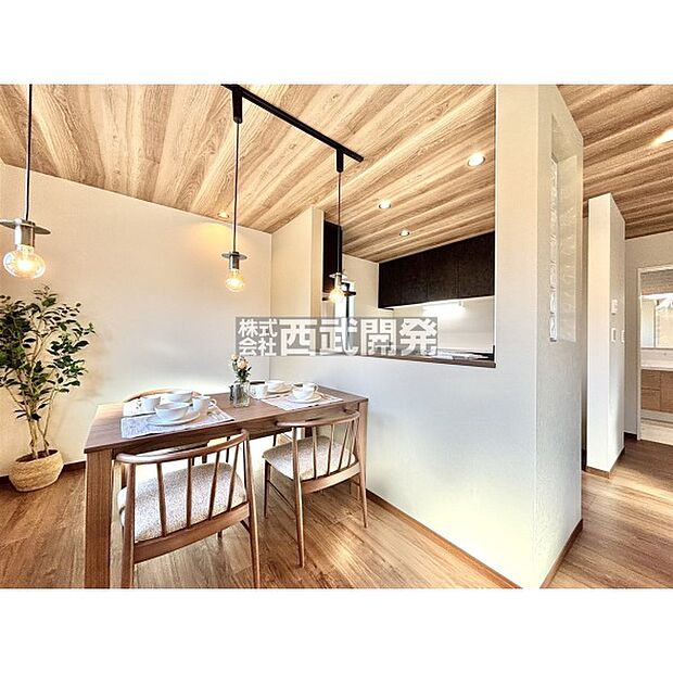 家具・調度品は販売価格に含まれません。