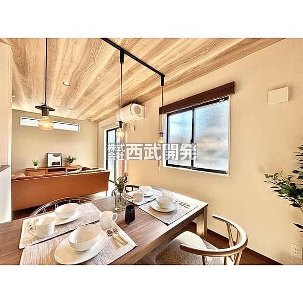 家具・調度品は販売価格に含まれません。