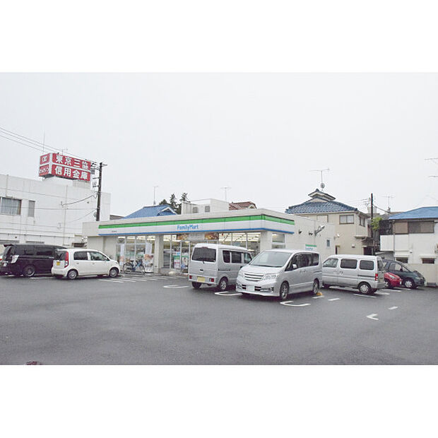 ファミリーマート西東京泉町店