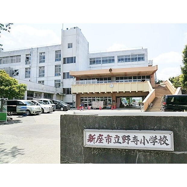 新座市立野寺小学校