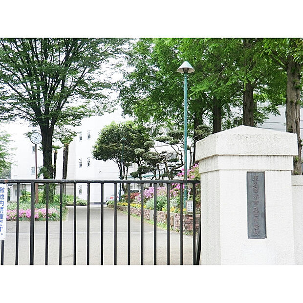 東久留米市立西中学校