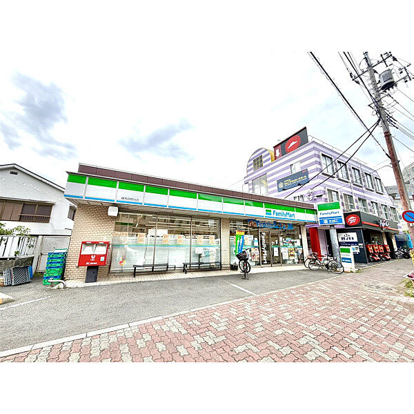 ファミリーマート練馬高野台店