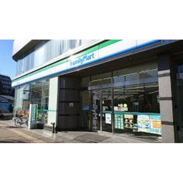 ファミリーマート練馬高松一丁目店