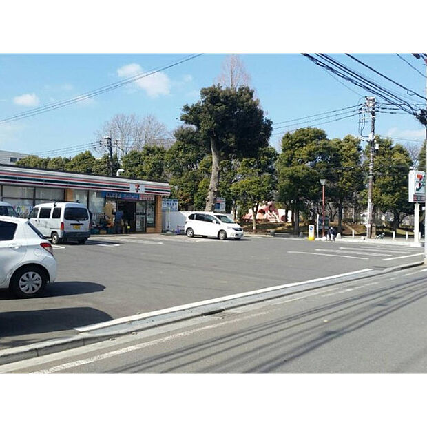 セブンイレブン向台町5丁目店