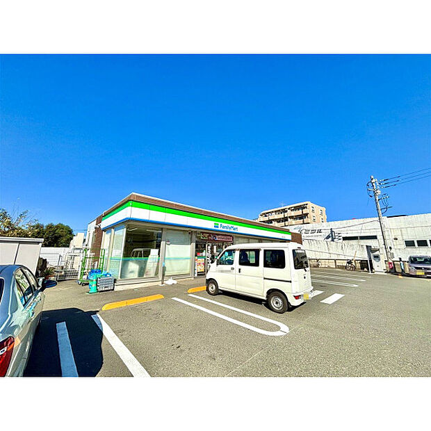 ファミリーマート田無芝久保店