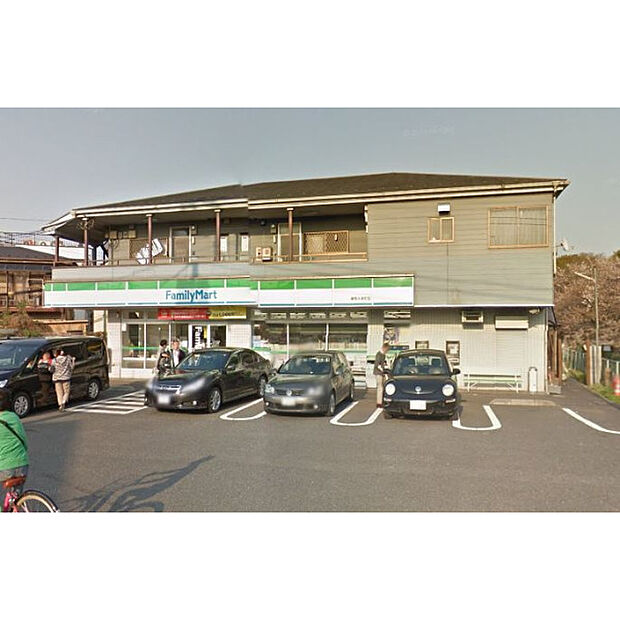ファミリーマート練馬大泉町店