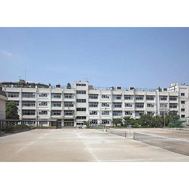 練馬区立石神井中学校