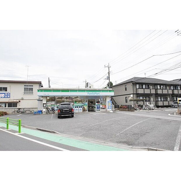 ファミリーマート南大泉三丁目店