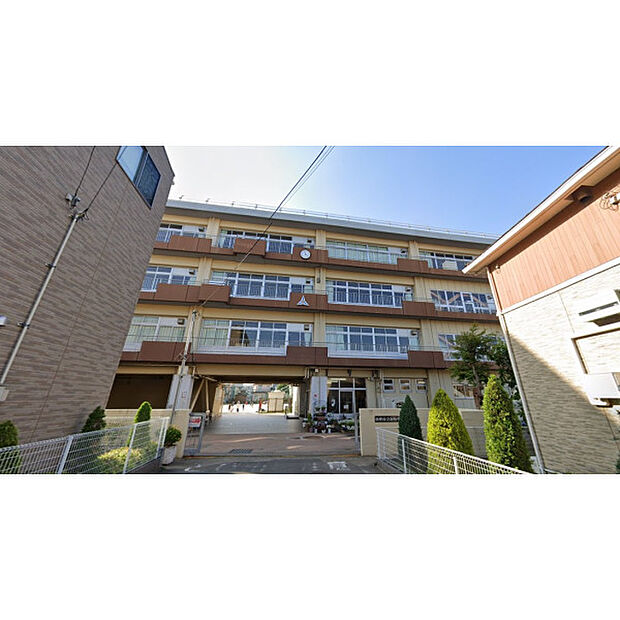 新座市立新堀小学校