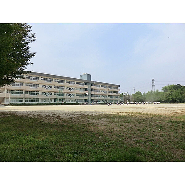新座市立第六中学校