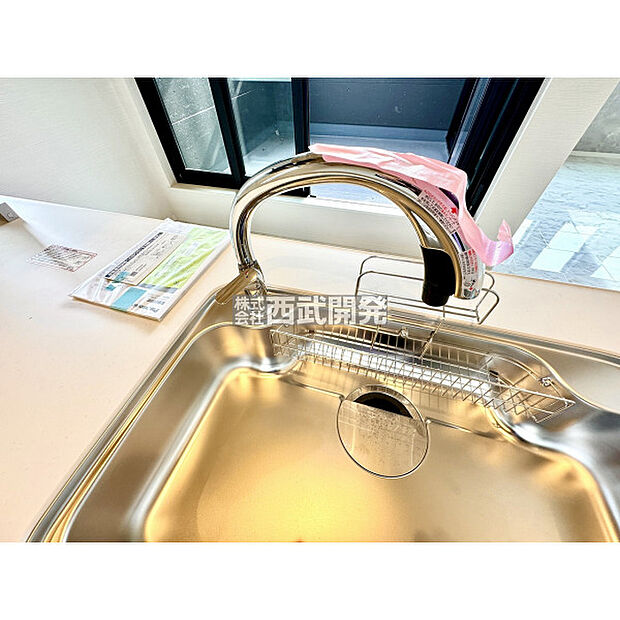 タッチレス水栓