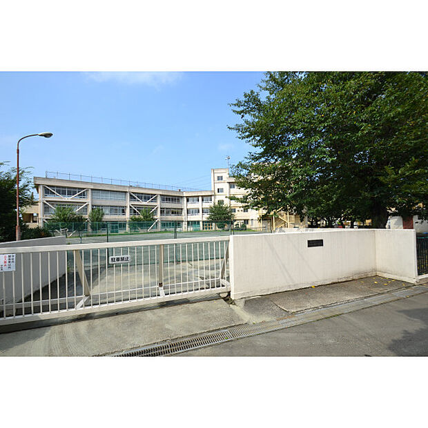 第六中学校