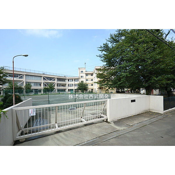 第六中学校