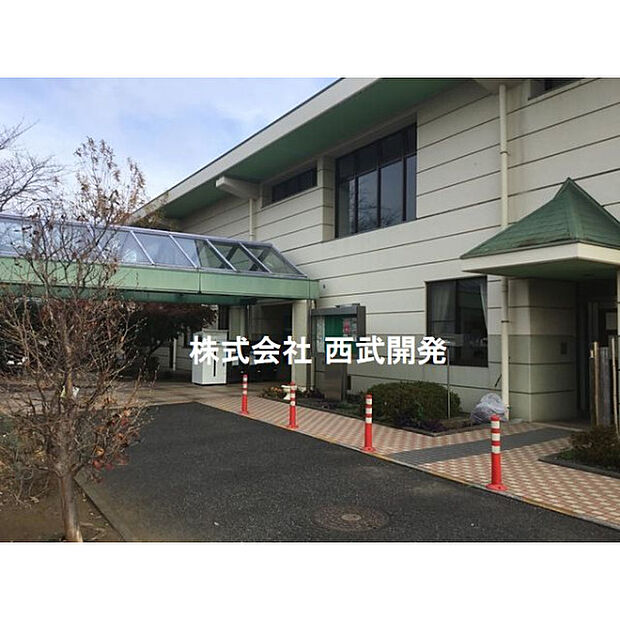 秋津図書館