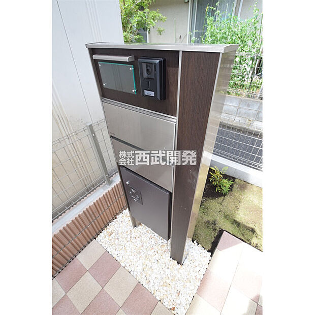 宅配ボックス付ポスト門柱