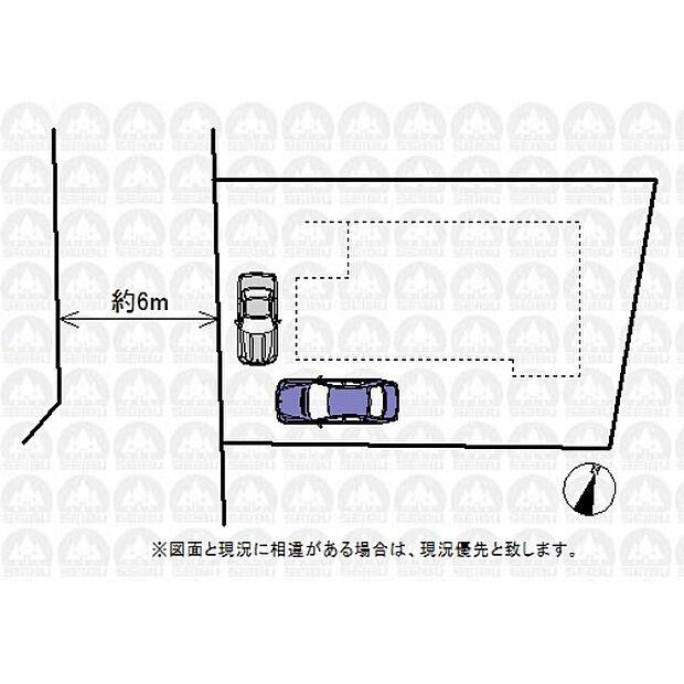 カースペース2台分(車種による)と南庭付き