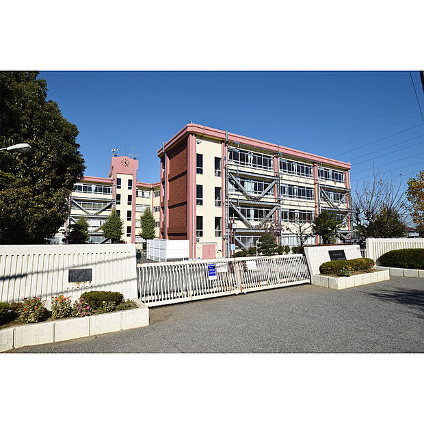 第四中学校