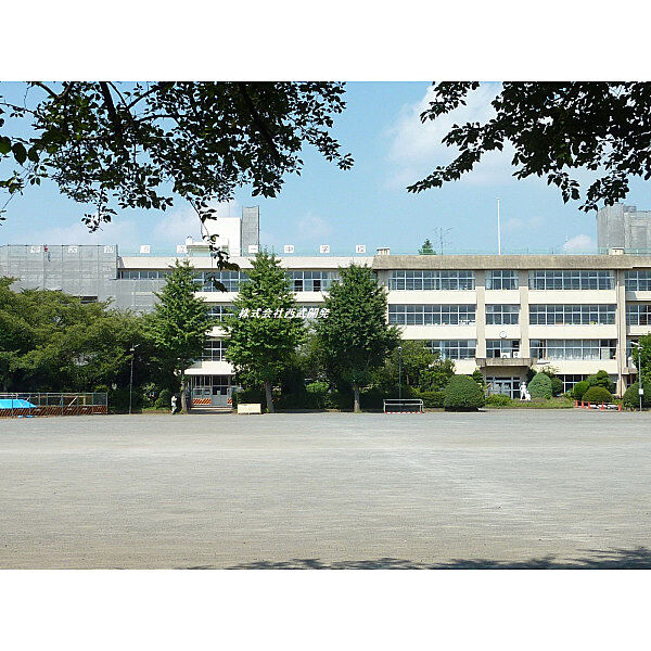 第一中学校