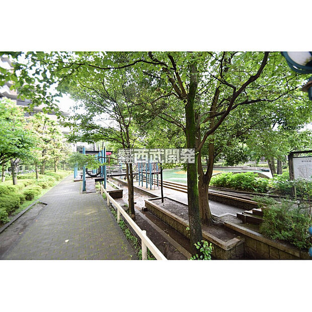 鈴木町親水公園