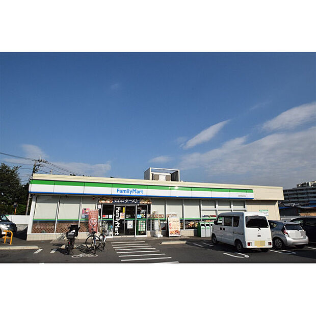 ファミリーマート