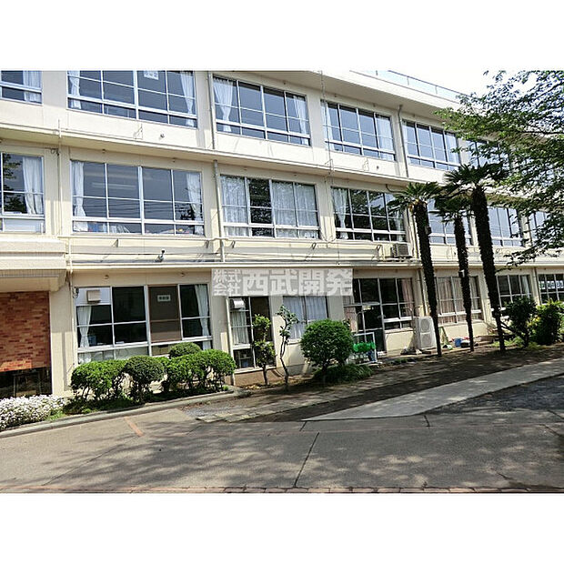 学園東小学校