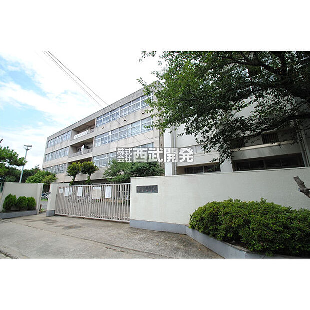 下里中学校