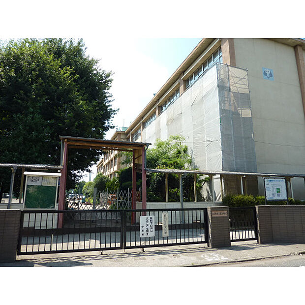 第三中学校