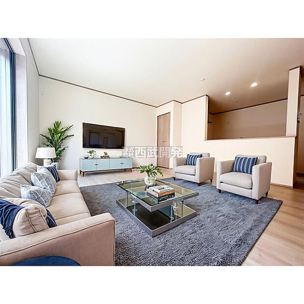 配置の家具や小物はCGによるイメージです。