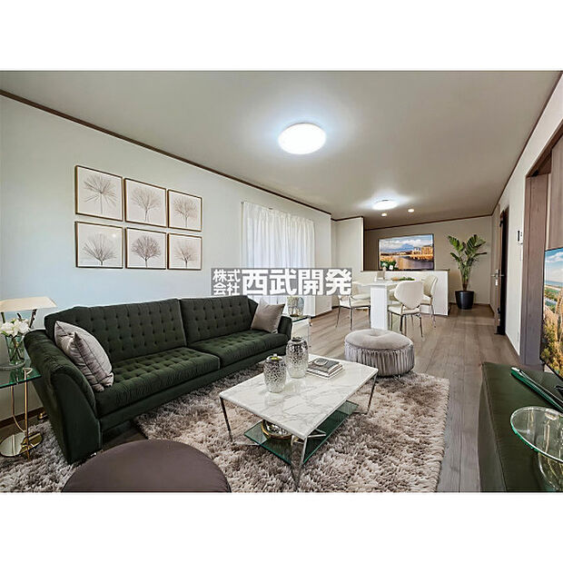 配置の家具や小物はCGによるイメージです。