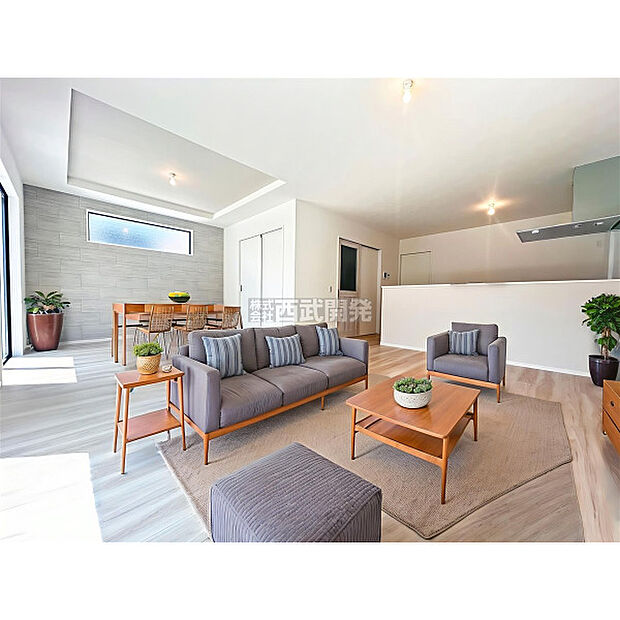 配置の家具や小物はCGによるイメージです。