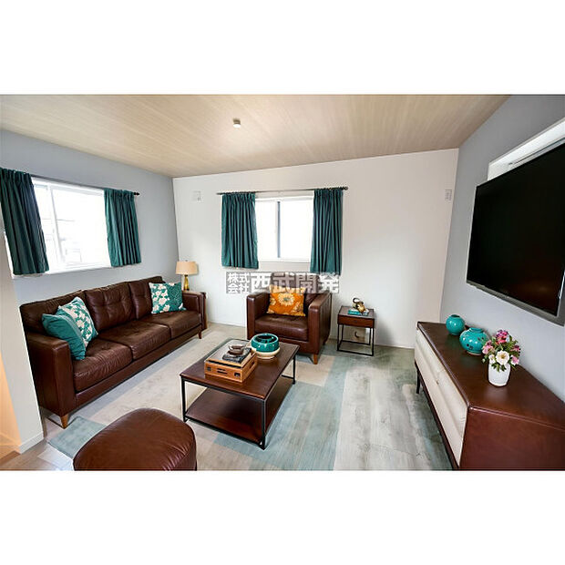 配置してある家具や小物類はCGによるイメージです。