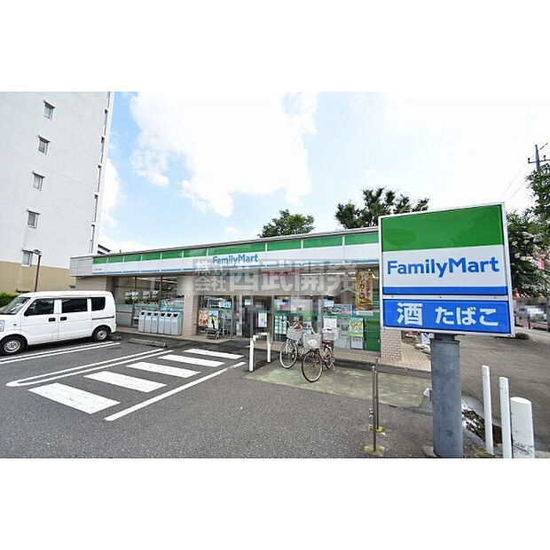 ファミリーマート