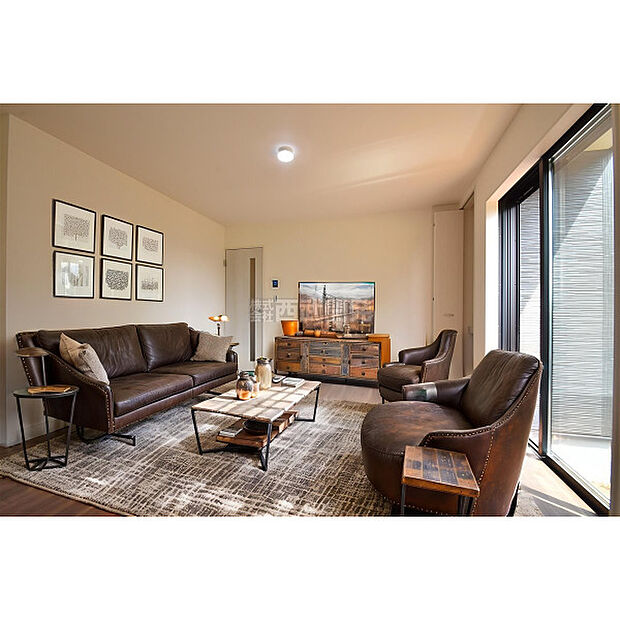 配置の家具や小物はCGによるイメージです。