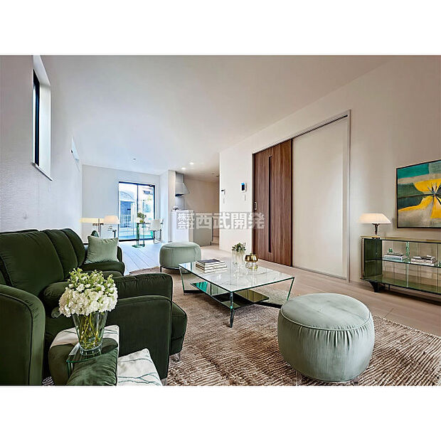 配置の家具や小物はCGによるイメージです。