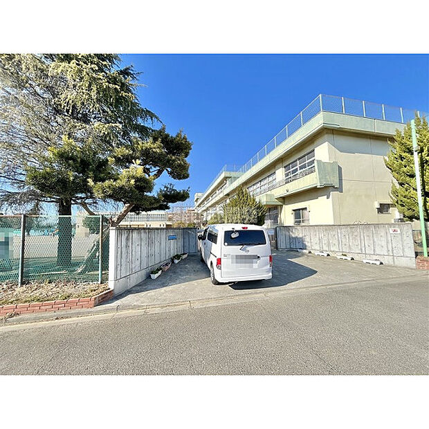 水谷東小学校
