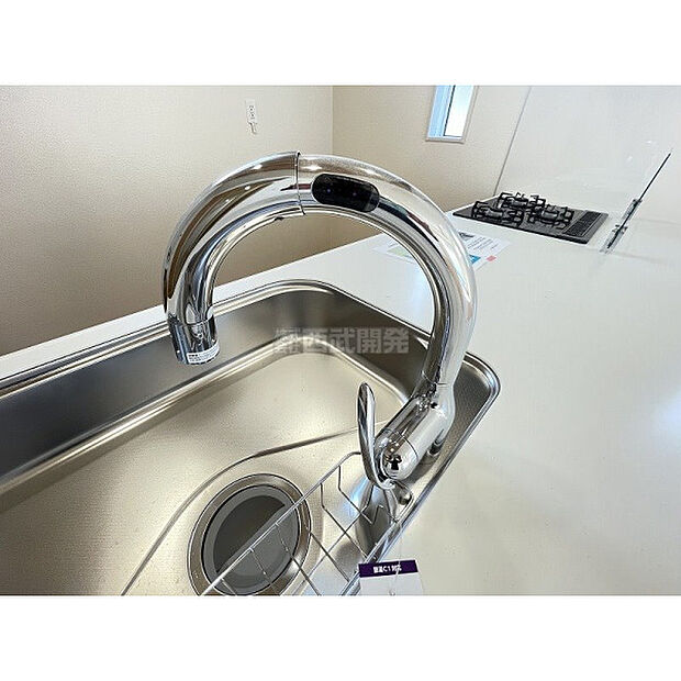 タッチレス水栓