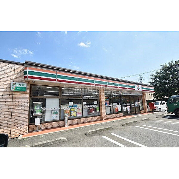 セブンイレブンふじみ野鶴ケ岡店