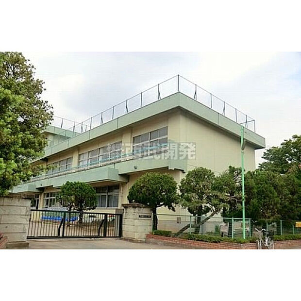 水谷東小学校