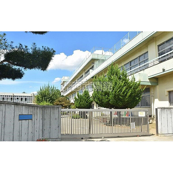 水谷東小学校