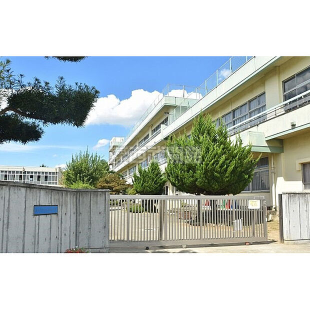 水谷東小学校