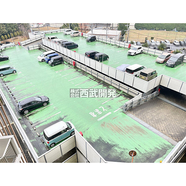 駐車場を拡大表示