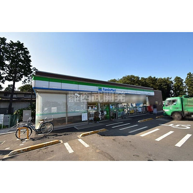 ファミリーマート三芳永久保店