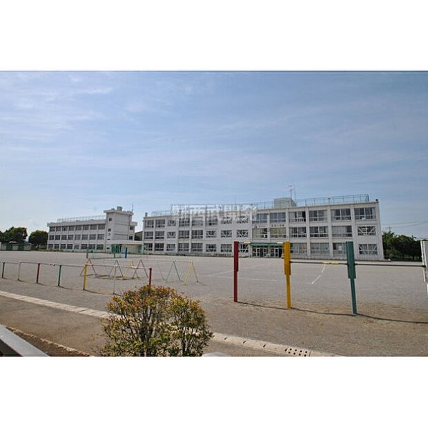 奥富小学校