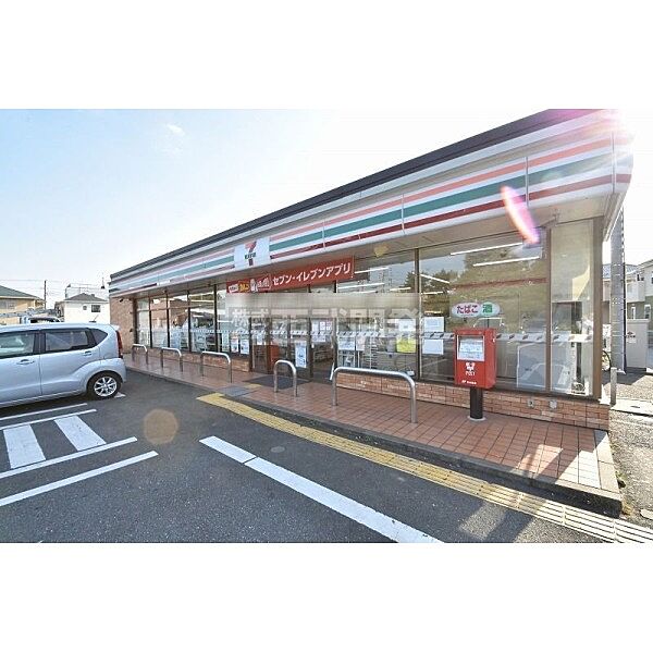 セブンイレブン三芳藤久保西店