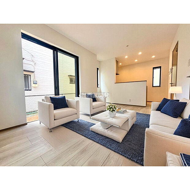 配置してある家具や小物はCGによるイメージです