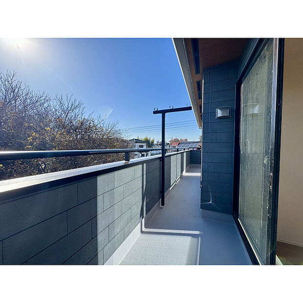 【バルコニー】2025年12月1日撮影