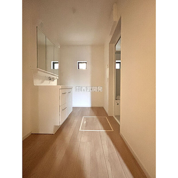 令和7年11月30日撮影